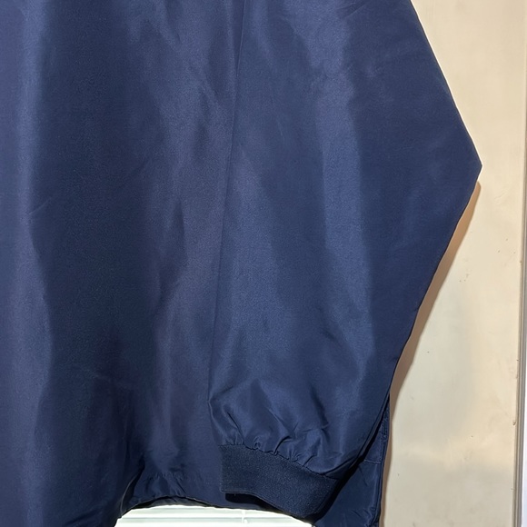 NWT HPI outdoor Signature Windshirt - Picture 3 of 9